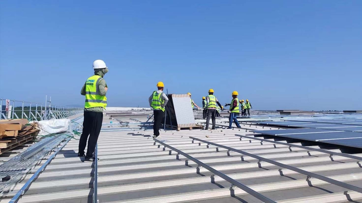 湖南美宜佳屋顶分布式光伏EPC项目