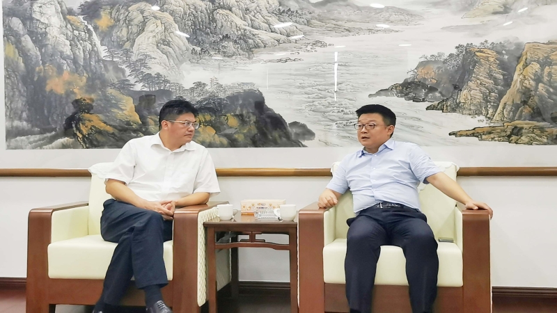 陈蕃一行拜访常德市委书记